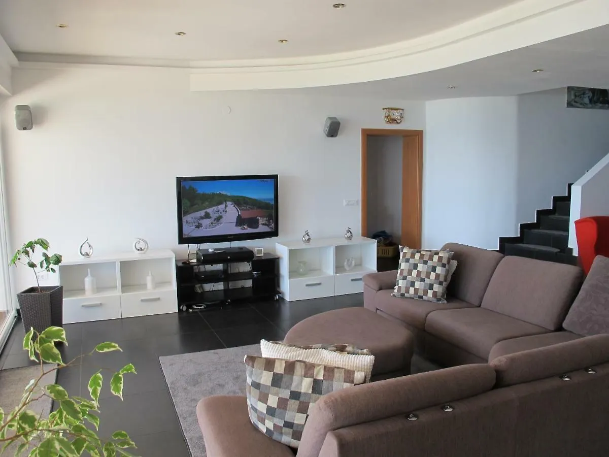 Villa Cik Moscenice